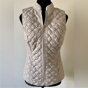 Women's Quilted Vest in Gray